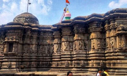 Exploring Serenity: The Divine Beauty of Mankeshwar Temple, Dharashiv