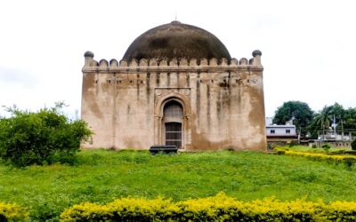 haft gumbaz gulbarga